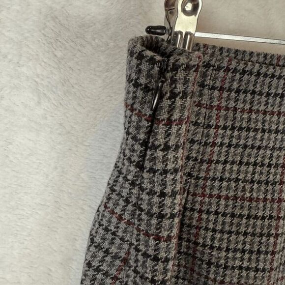 NWT ZARA Houndstooth Mini Skirt Side Zip Black Gray Red Size Small - Picture 6 of 13